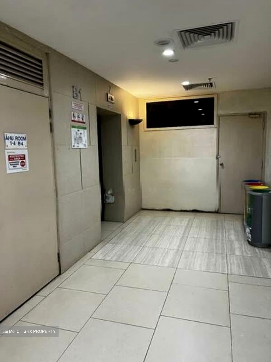 Lucky Plaza (D9), Shop House #543629781